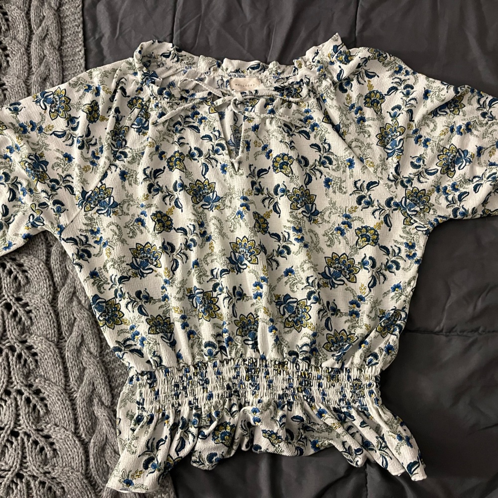 Melloday Floral Business Casual Dress Shirt (Small)